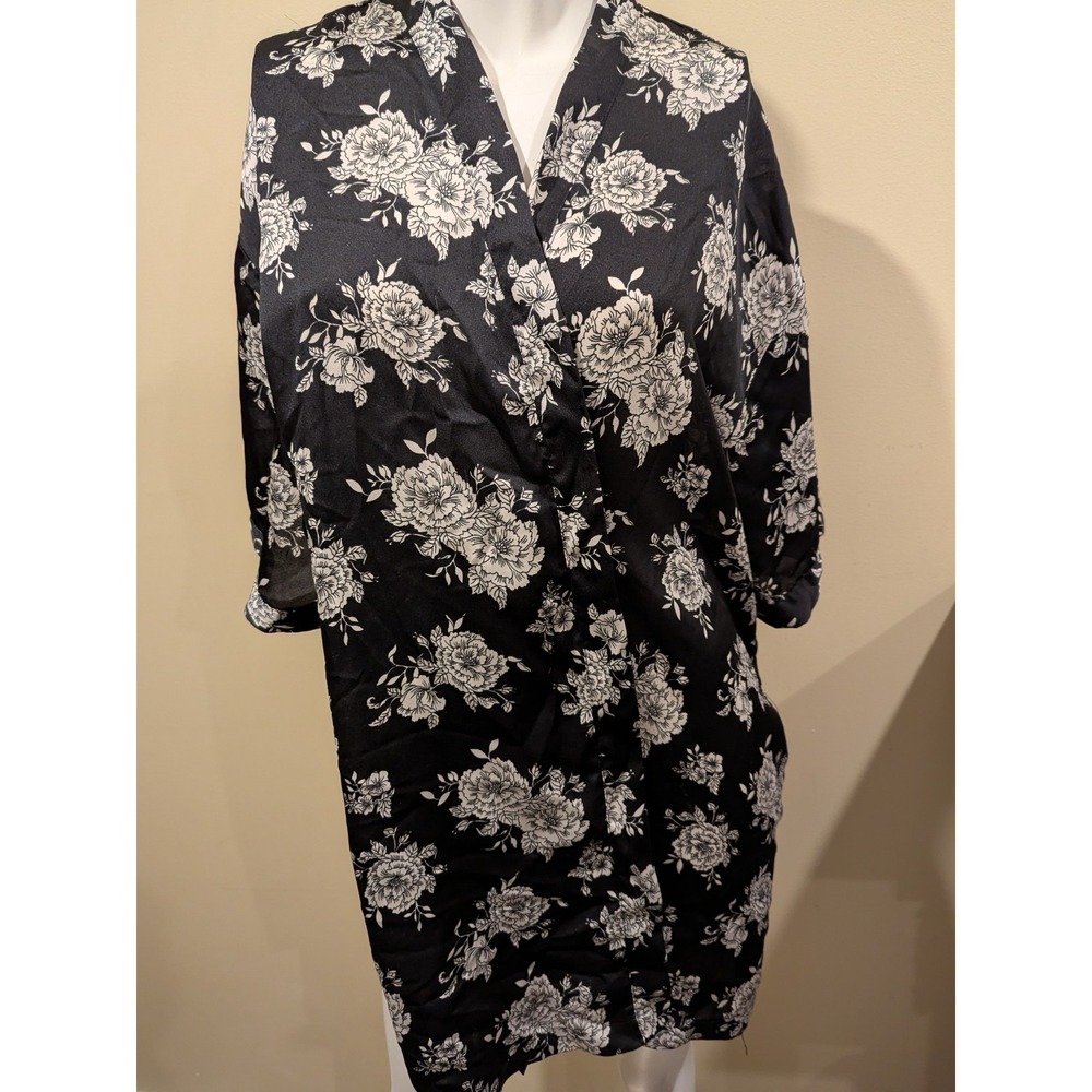 Forever 21 Sheer Floral Long Sleeve Kimono Cover Up Black Floral Size Medium